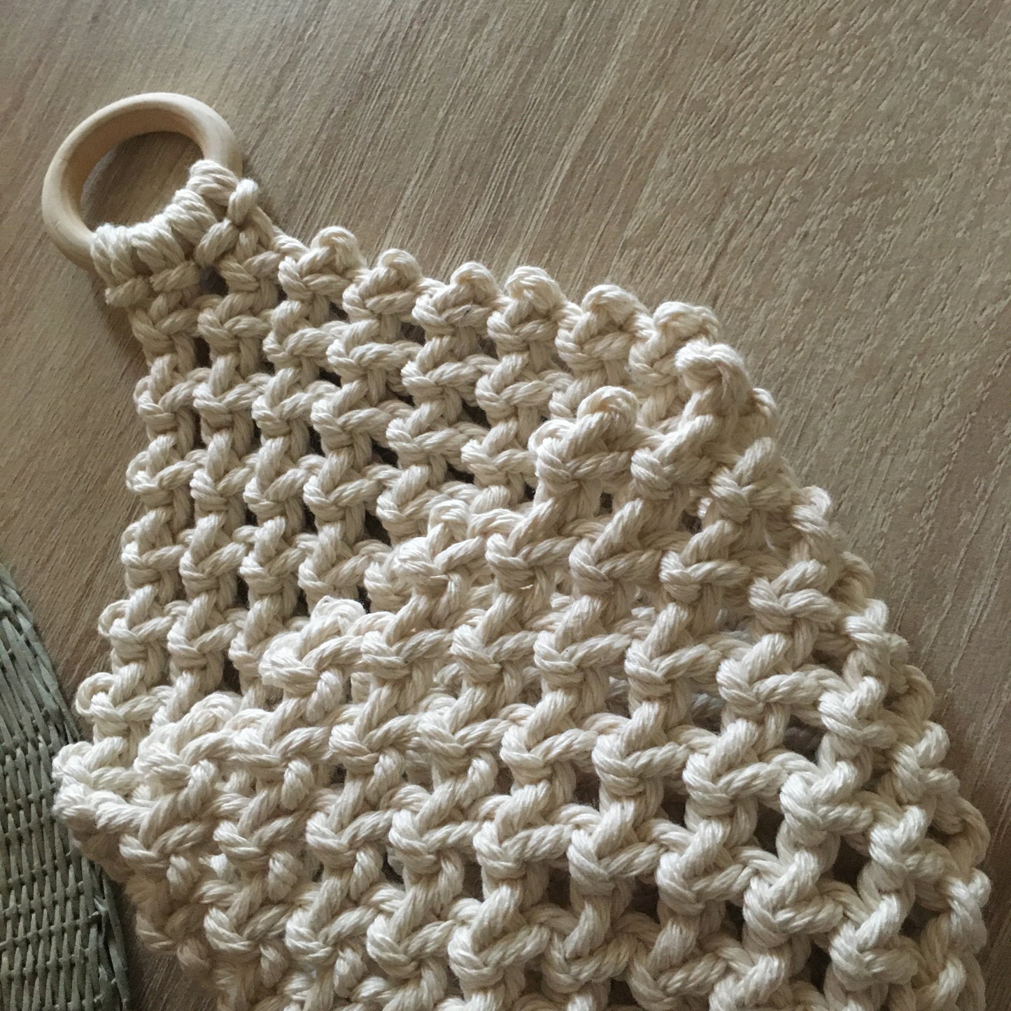 Macramè pods tasca porta accessori - MacraLu di Ludovica Mazzanti