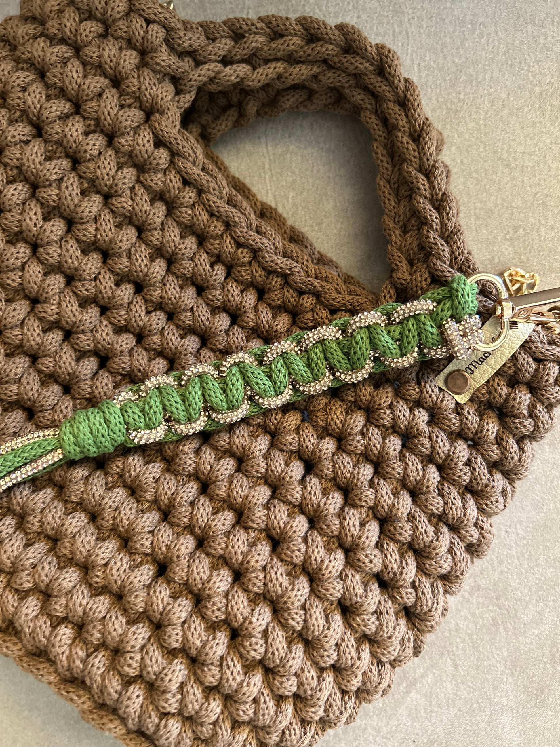 Portachiavi Infinity • Macramè con cordino strass - MacraLu di Ludovica Mazzanti