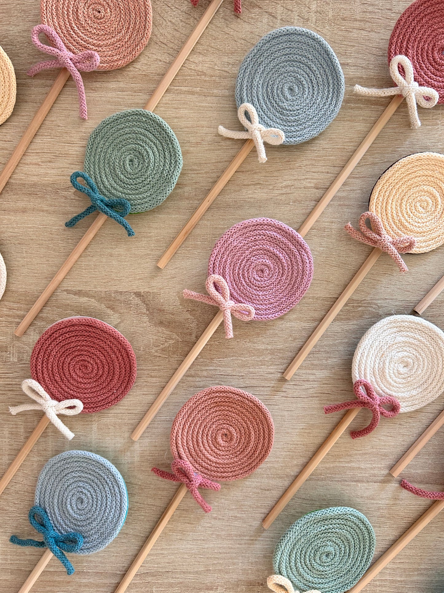 Maxi lecca lecca bomboniera segnaposto con matita - MacraLu di Ludovica Mazzanti