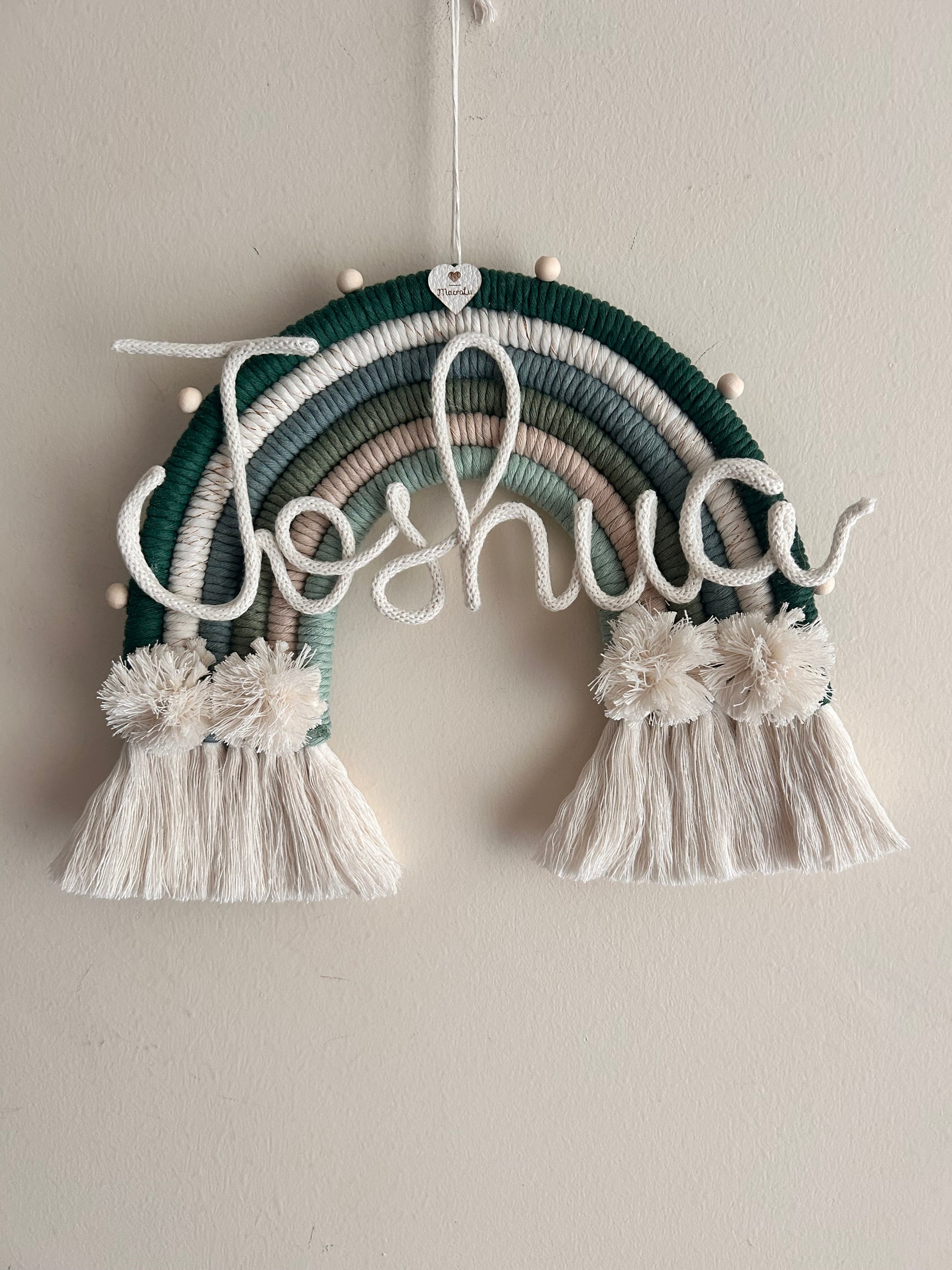 Arcobaleno in Macrame con Nome in Tricotin - MacraLu di Ludovica Mazzanti