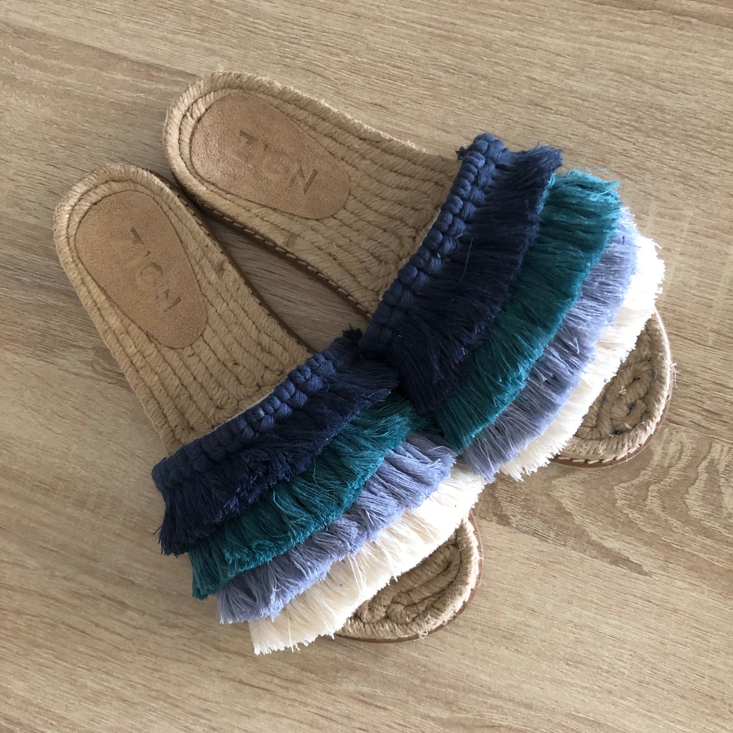 Macramé slipper