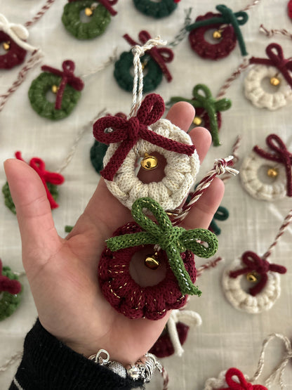 Mini ghirlandine natalizie in macramè