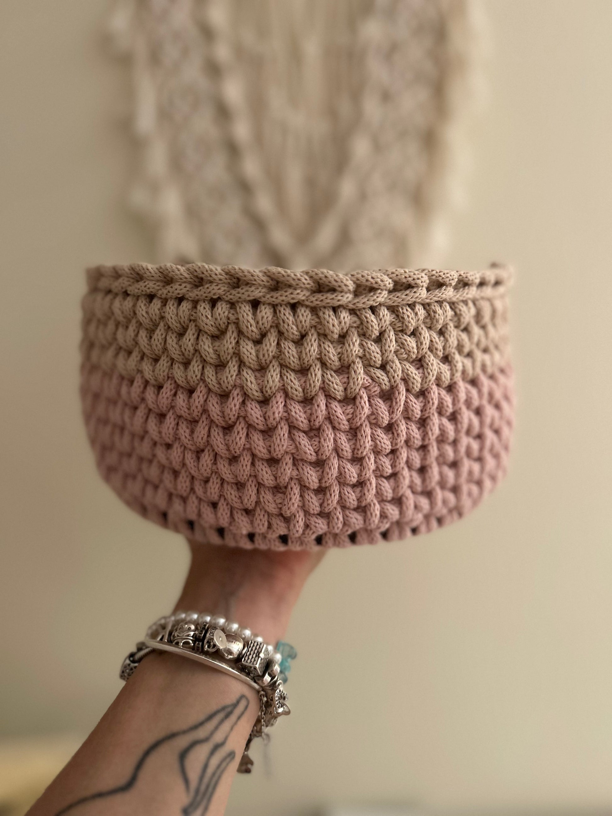 Cestino porta oggetti uncinetto - MacraLu di Ludovica Mazzanti