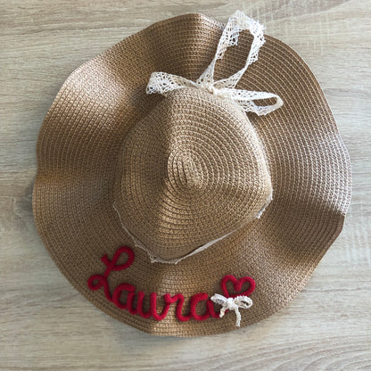 Women's beach hat with name and decoration