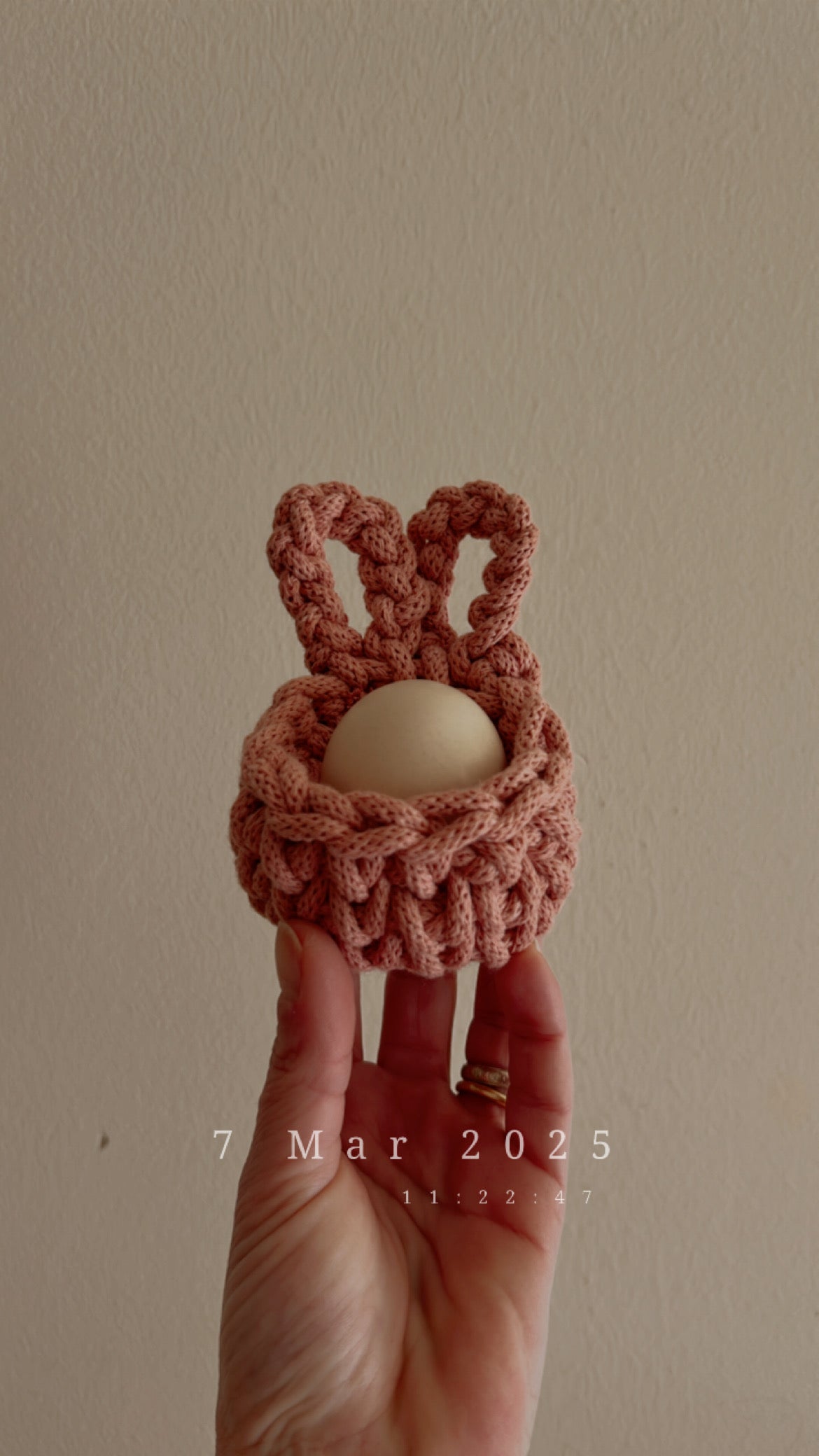 Portauovo Bunny uncinetto - MacraLu di Ludovica Mazzanti