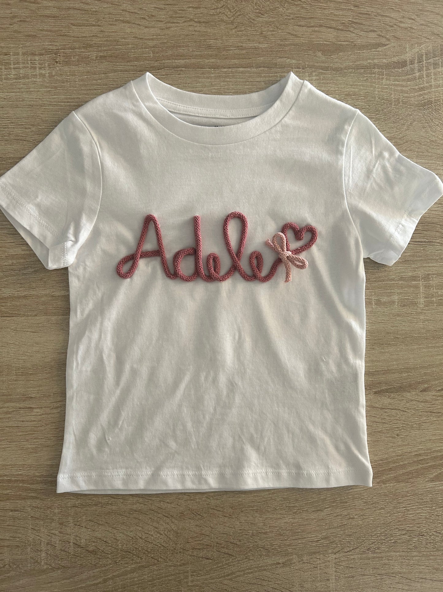 Children's T-shirt with name in Tricotin