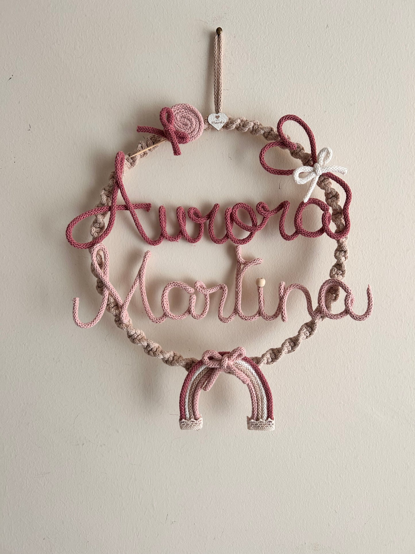 Fiocco nascita con nome in Tricotin - MacraLu di Ludovica Mazzanti