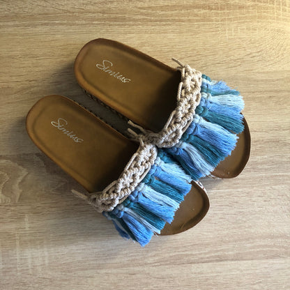 Macramé slipper