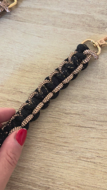 Portachiavi Infinity • Macramè con cordino strass