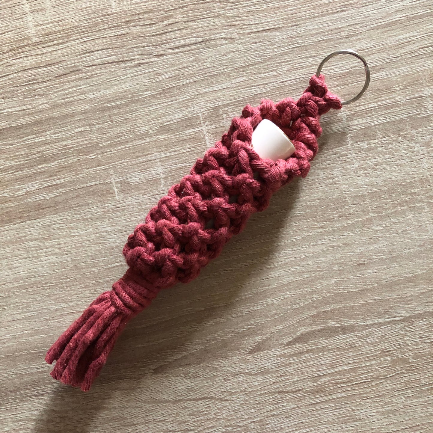 Macramé lipstick holder